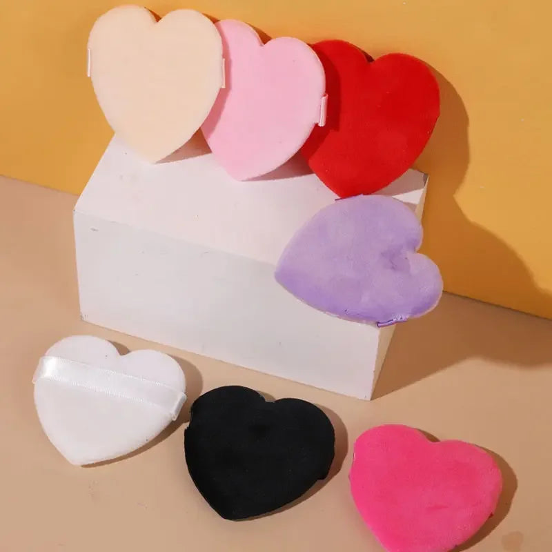 5-50 Uds. Esponja cosmética de terciopelo con forma de corazón y amor, esponja suave reutilizable, herramientas de belleza Facial, polvo seco suelto colorido, esponjas de maquillaje